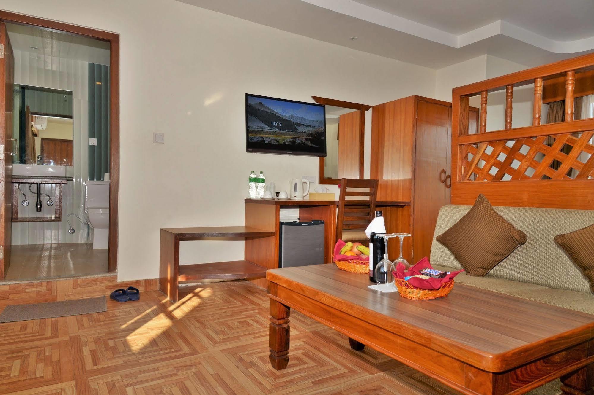 Hotel Mountain View Pokhara Exterior foto