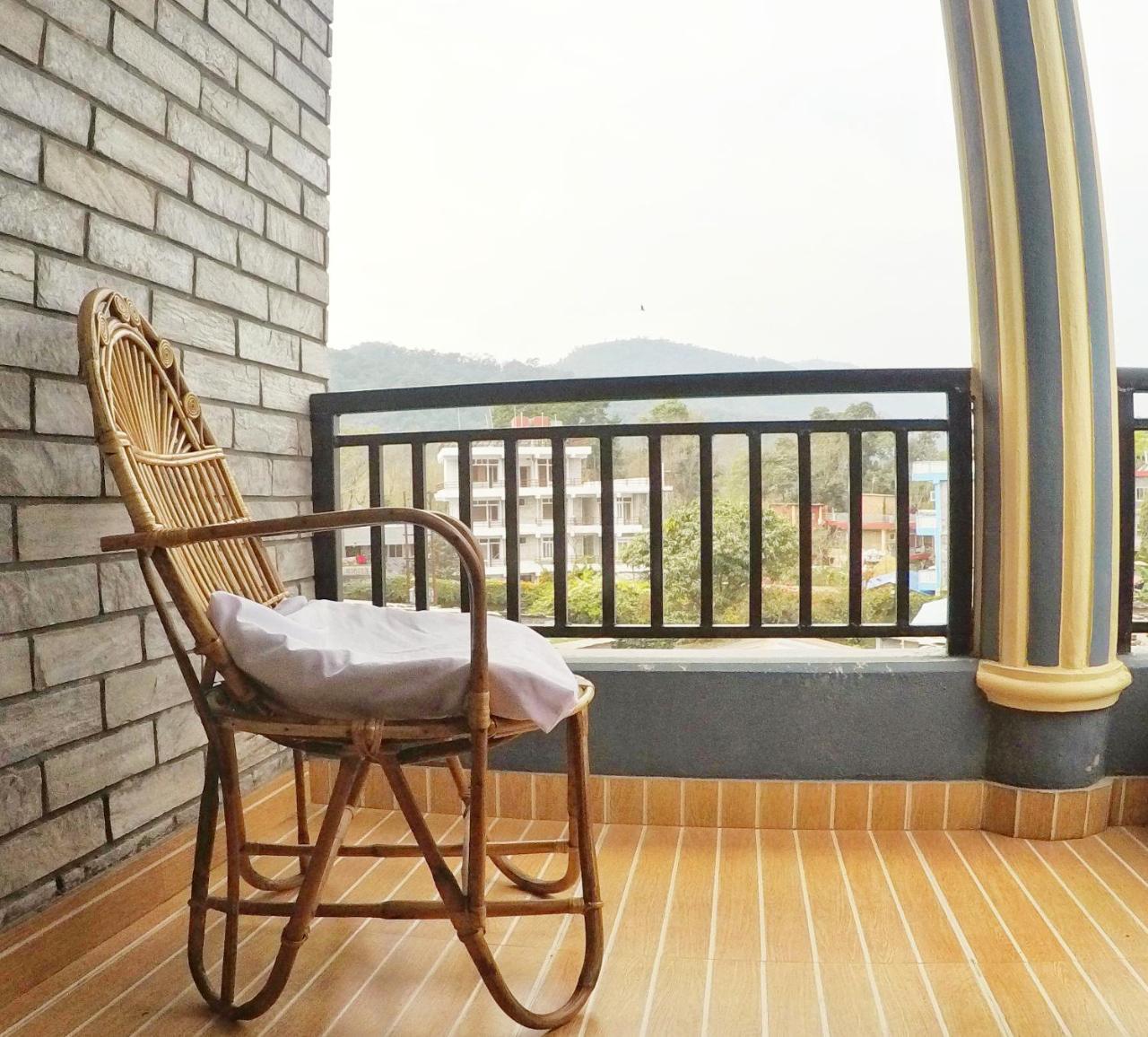 Hotel Mountain View Pokhara Exterior foto